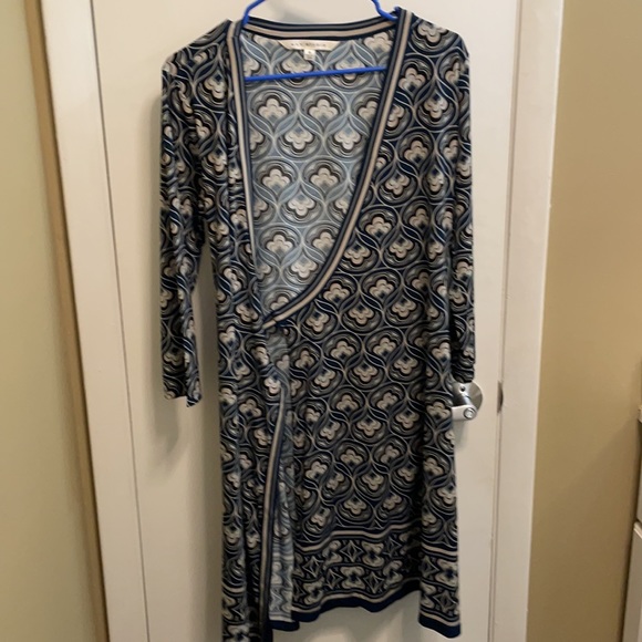 Max Studio Psychedelic Print 3/4 Sleeves Wrap Dress - Picture 5 of 6